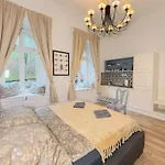 Hj7-B Hunyadi Apartment